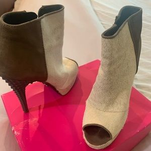 Rachael Roy high heel mini boot cow leather brown size 6.5